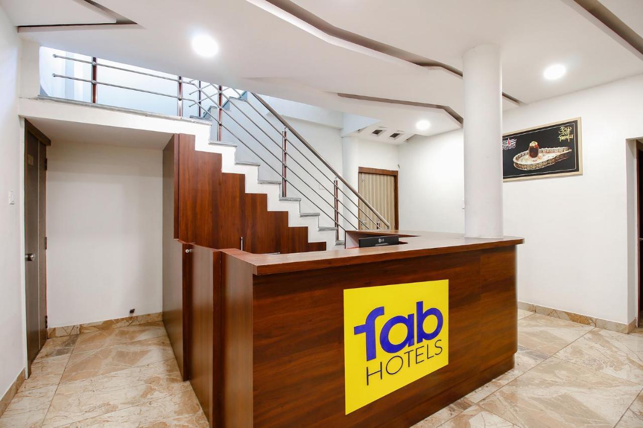 Fabexpress Yuvan Gouharganj Exterior foto